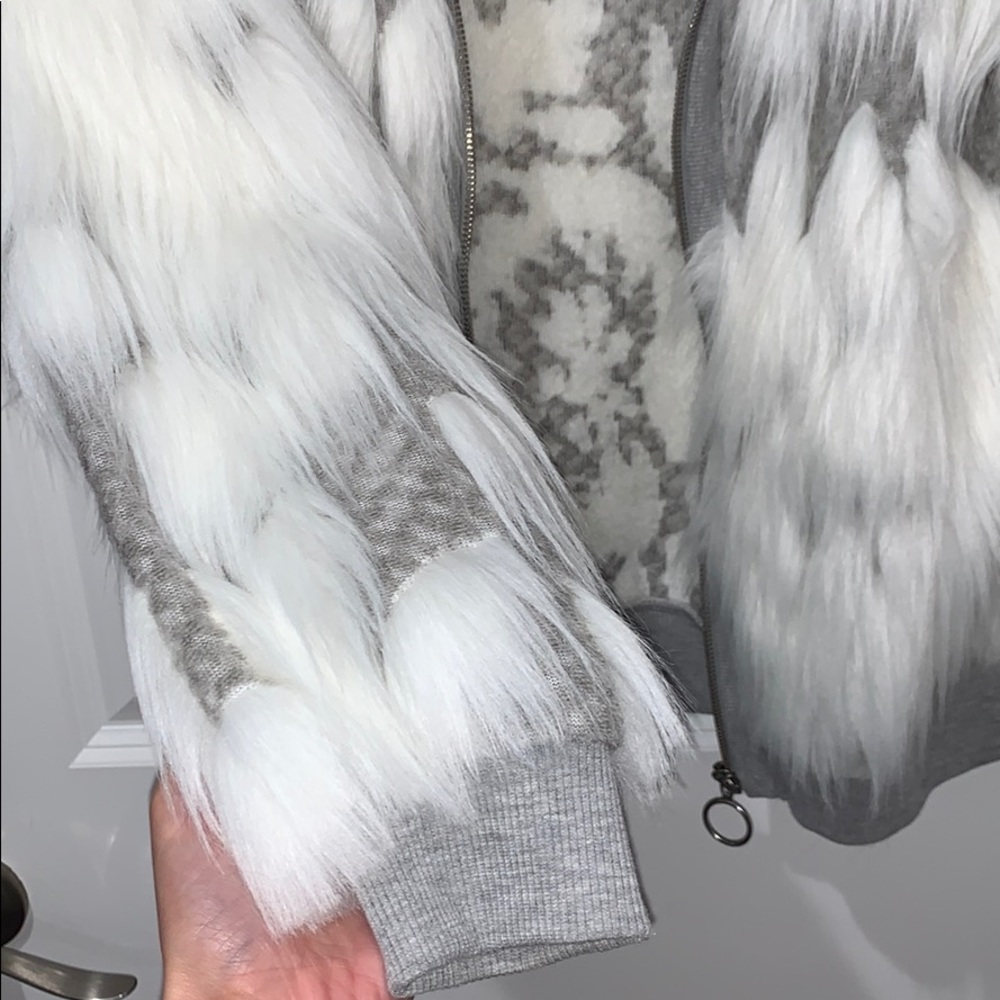 Jacket - Picture 3 of 6